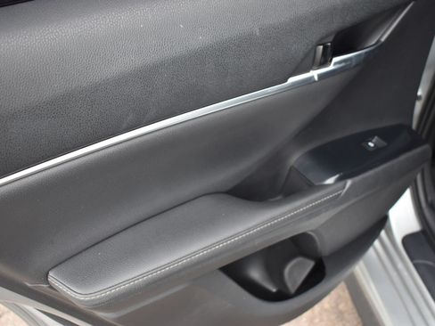 Used 2020 Toyota Camry XSE FWD image 20