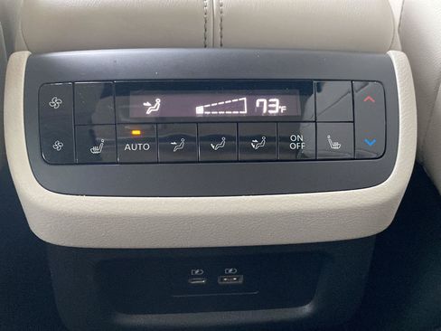 Certified 2023 Nissan Pathfinder SL w/ SL Premium Package AWD/4WD image 29