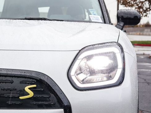 Used 2025 MINI Cooper Countryman SE image 7