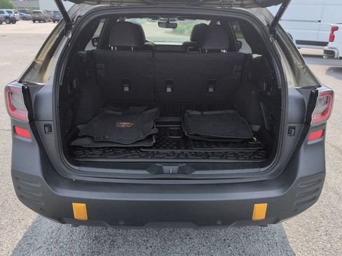 Used 2025 Subaru Outback Wilderness AWD/4WD image 36