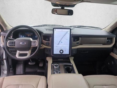 Used 2023 Ford Expedition Limited image 19