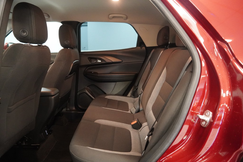 Used 2022 Chevrolet TrailBlazer LT w/ Convenience Package FWD image 26