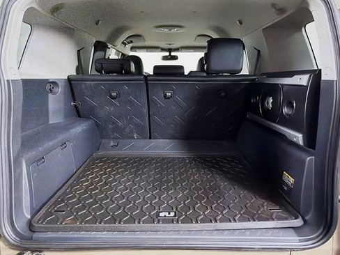 Used 2013 Toyota FJ Cruiser 4WD w/ Upgrade Pkg image 23