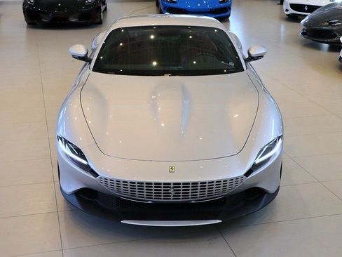 Certified 2021 Ferrari Roma image 29