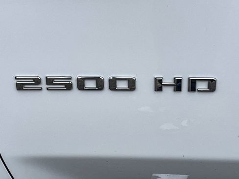 Used 2023 Chevrolet Silverado 2500 LTZ w/ LTZ Plus Package image 12