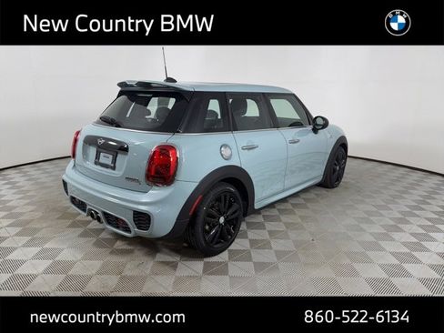 Used 2019 MINI Cooper S w/ Signature Upholstery Package image 7
