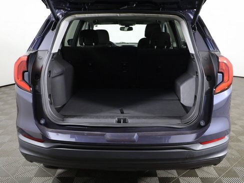 Used 2019 GMC Terrain SLE w/ Driver Convenience Package image 14