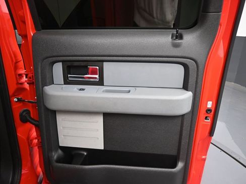 Used 2014 Ford F150 XLT w/ Equipment Group 302A Luxury image 19