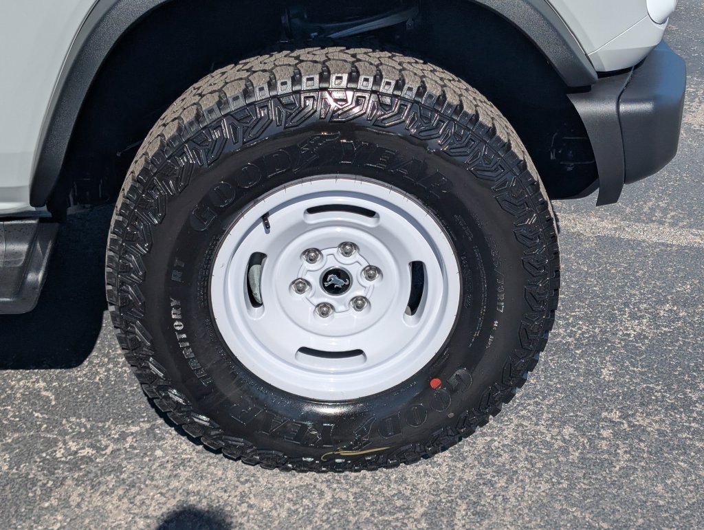 New 2026 Ford Bronco Heritage Edition AWD/4WD image 17