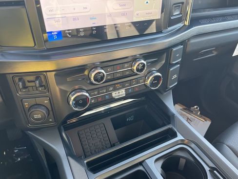 New 2026 Ford F250 Lariat image 19