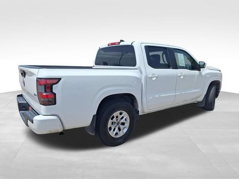 Certified 2024 Nissan Frontier SV RWD image 8