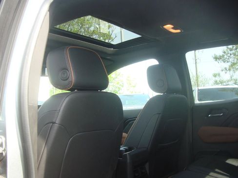 Certified 2023 GMC Canyon AT4 AWD/4WD image 13