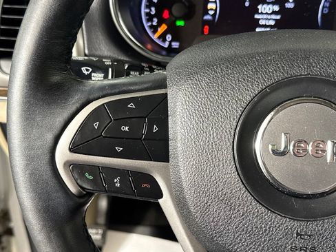 Used 2018 Jeep Grand Cherokee Limited w/ Luxury Group II AWD/4WD image 19