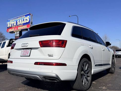 Used 2017 Audi Q7 3.0T Premium Plus w/ Premium Plus Package AWD/4WD image 4