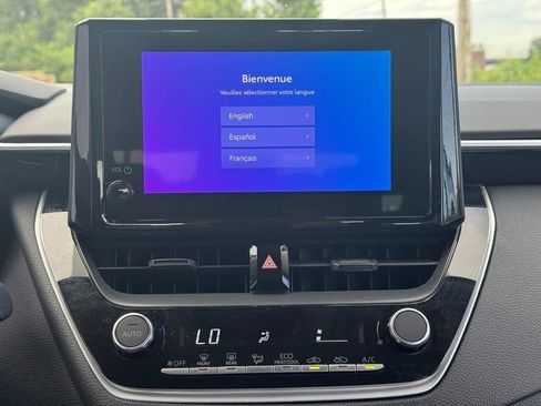 Used 2024 Toyota Corolla LE FWD image 18