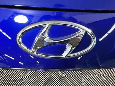 Certified 2023 Hyundai Elantra SEL w/ Cargo Package FWD image 9
