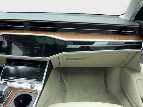 Used 2022 Audi A6 3.0T Premium w/ Convenience Package image 33