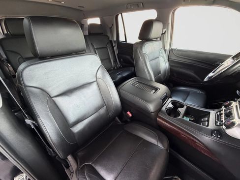 Used 2017 GMC Yukon SLT AWD/4WD image 23