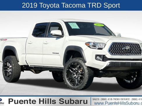 Used 2019 Toyota Tacoma 4x4 Double Cab image 1