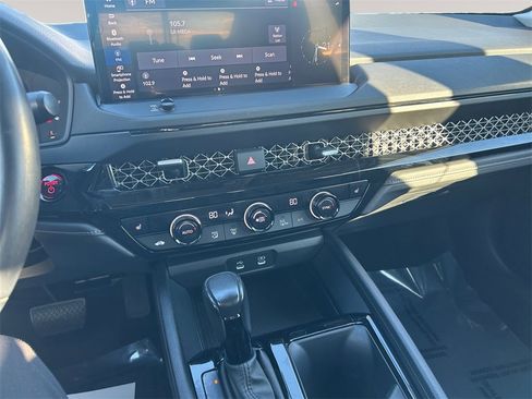 Certified 2023 Honda Accord EX-L image 10