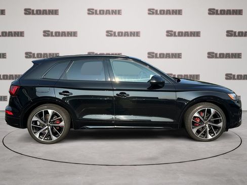 Used 2024 Audi SQ5 Prestige AWD/4WD image 6
