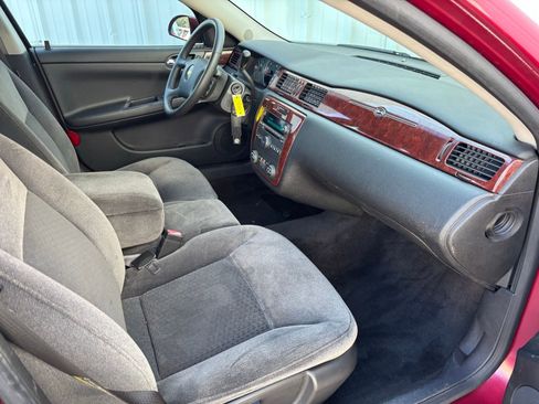 Used 2006 Chevrolet Impala LT w/ Preferred Equipment Group image 32