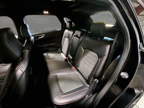 Used 2024 Ford Edge ST-Line image 14