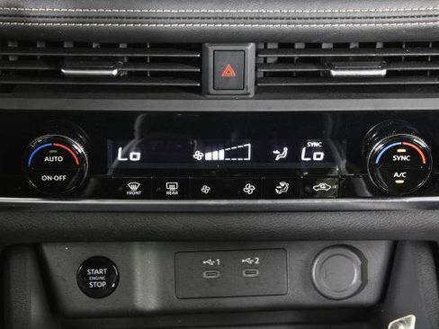 Certified 2024 Nissan Rogue SV image 23