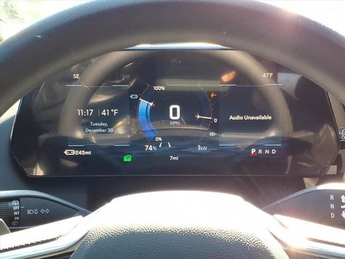 New 2026 Chevrolet Equinox EV LT image 18