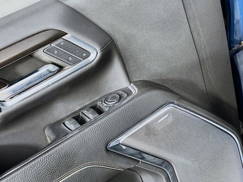 Certified 2024 GMC Sierra 2500 Denali w/ Denali Reserve Package image 17