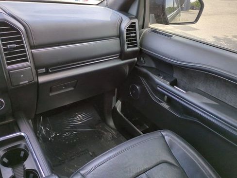 Certified 2021 Ford Expedition Max Limited image 17