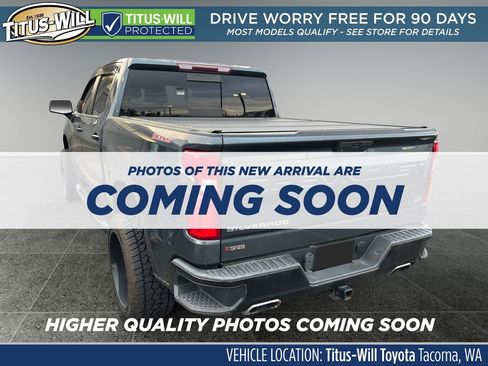 Used 2020 Chevrolet Silverado 1500 LT Trail Boss image 3
