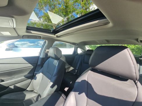 Used 2025 Honda Accord EX-L image 8