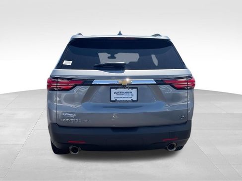 Used 2023 Chevrolet Traverse LT AWD/4WD image 7