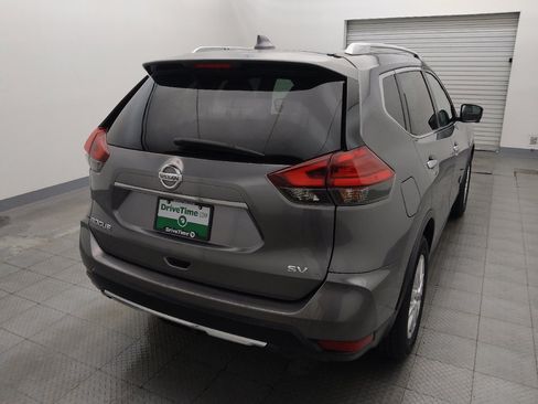Used 2017 Nissan Rogue SV w/ SV Premium Package FWD image 7