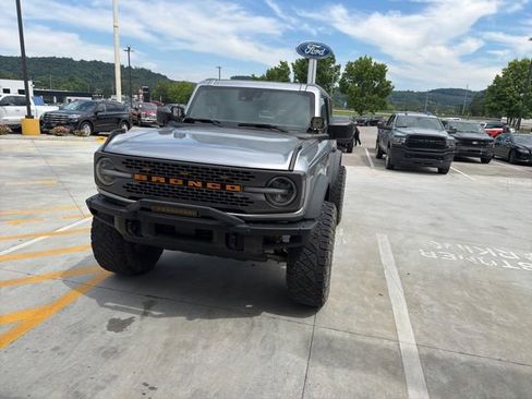 Used 2023 Ford Bronco Badlands AWD/4WD image 8