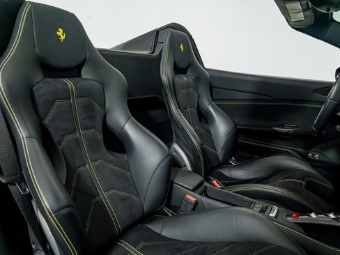 Certified 2017 Ferrari 488 Spider RWD image 36