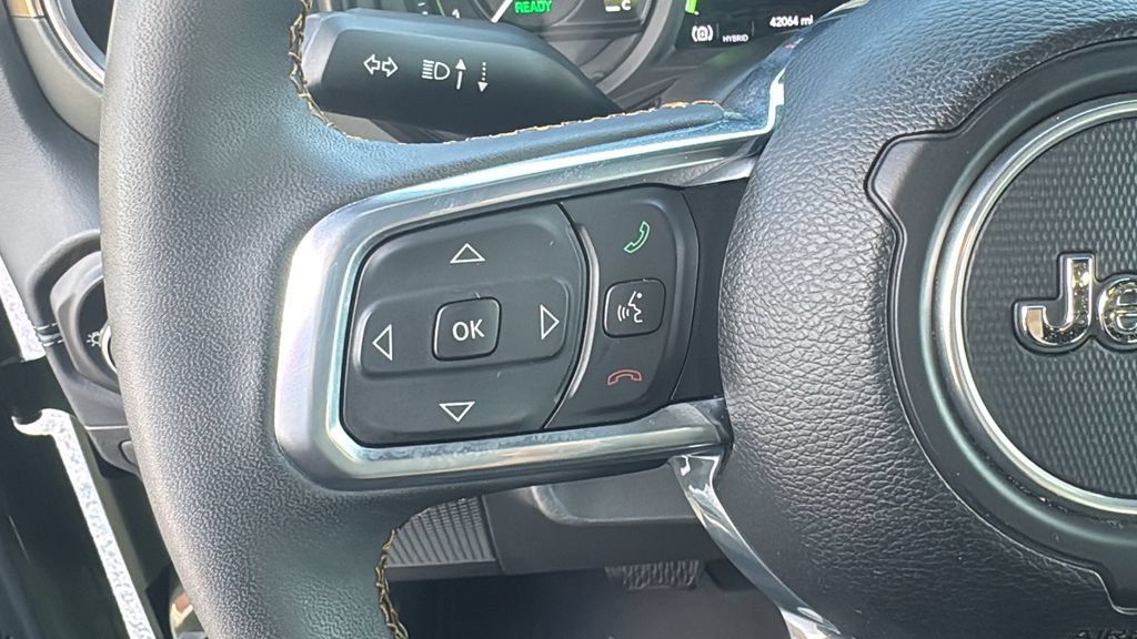 Used 2024 Jeep Wrangler High Altitude AWD/4WD image 17