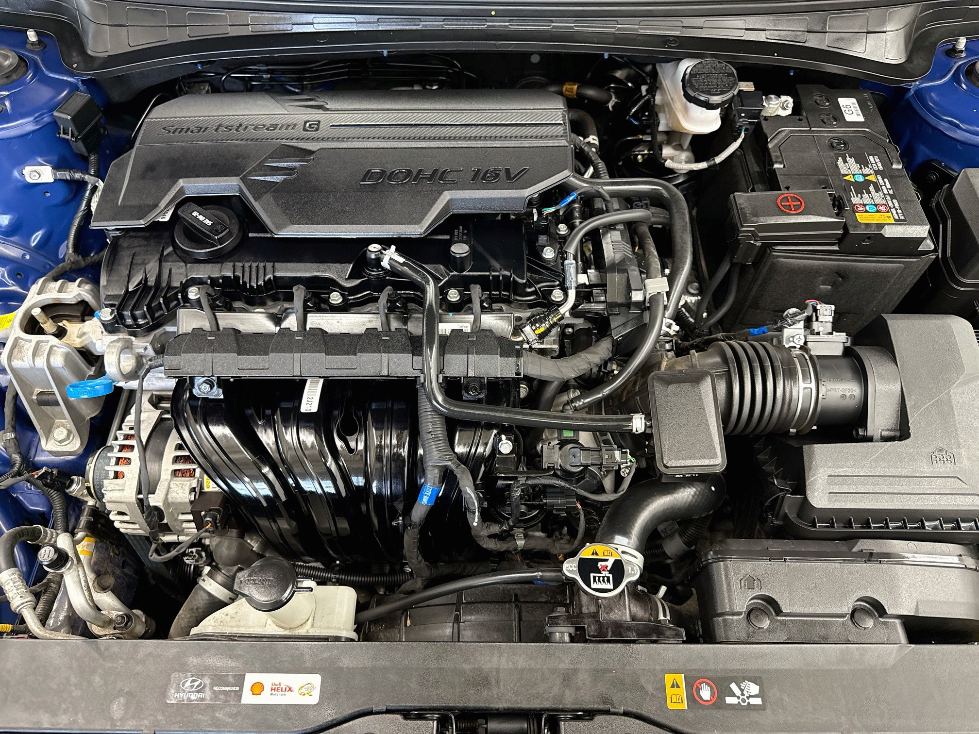 Used 2025 Hyundai Elantra SEL FWD image 33