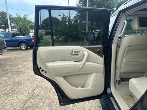 Used 2015 INFINITI QX80 4WD w/ 22" Wheel Package image 35