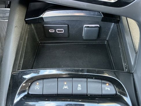 Used 2023 Buick Envision Essence w/ Sport Touring Package image 36