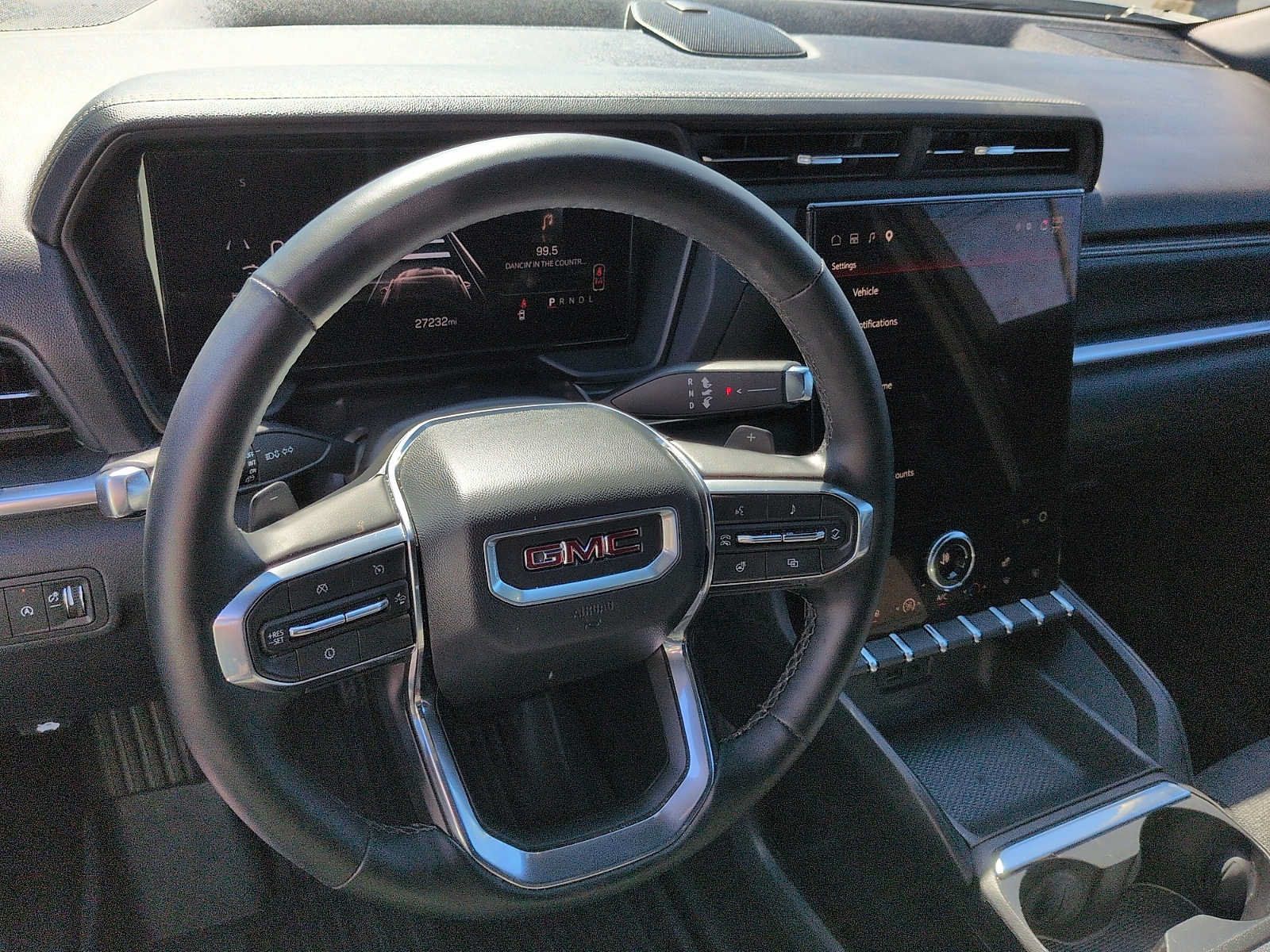 Used 2026 GMC Terrain Elevation w/ Black Edition FWD image 12