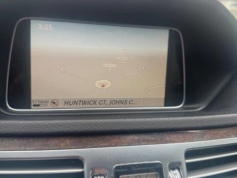 Used 2015 Mercedes-Benz E 350 E 350 4MATIC AWD 4dr Sedan w/ Premium 1 Package image 29