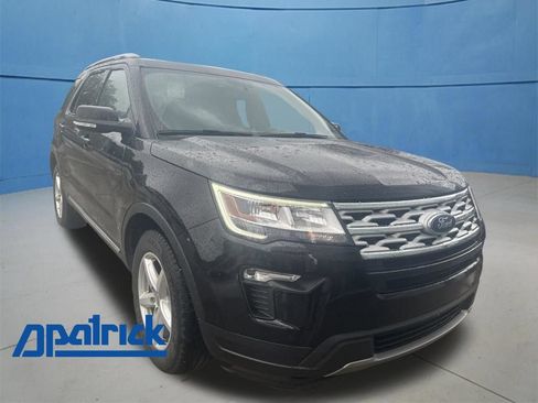 Used 2019 Ford Explorer XLT w/ Equipment Group 202A FWD image 1