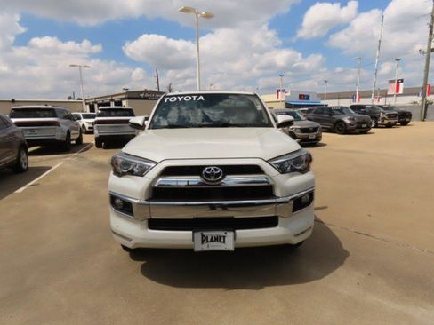 Used 2016 Toyota 4Runner Limited image 4