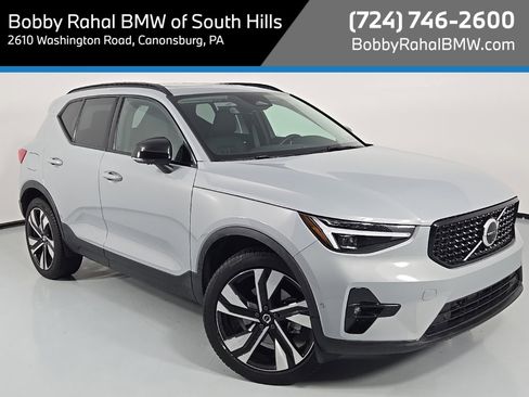 Used 2024 Volvo XC40 B5 Ultimate w/ Climate Package image 1