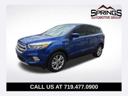 Used 2017 Ford Escape SE FWD image 1