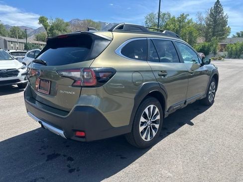 Used 2024 Subaru Outback Limited AWD/4WD image 3