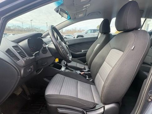 Used 2015 Kia Forte EX image 12