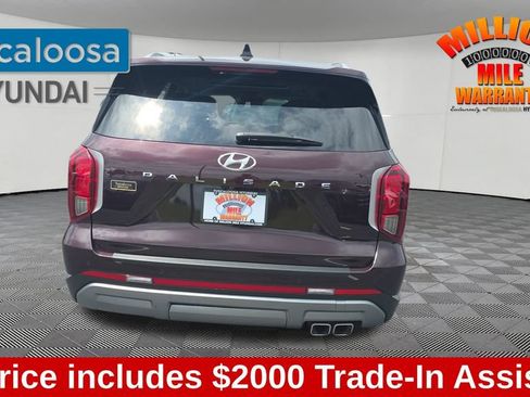Used 2023 Hyundai Palisade Limited FWD image 7